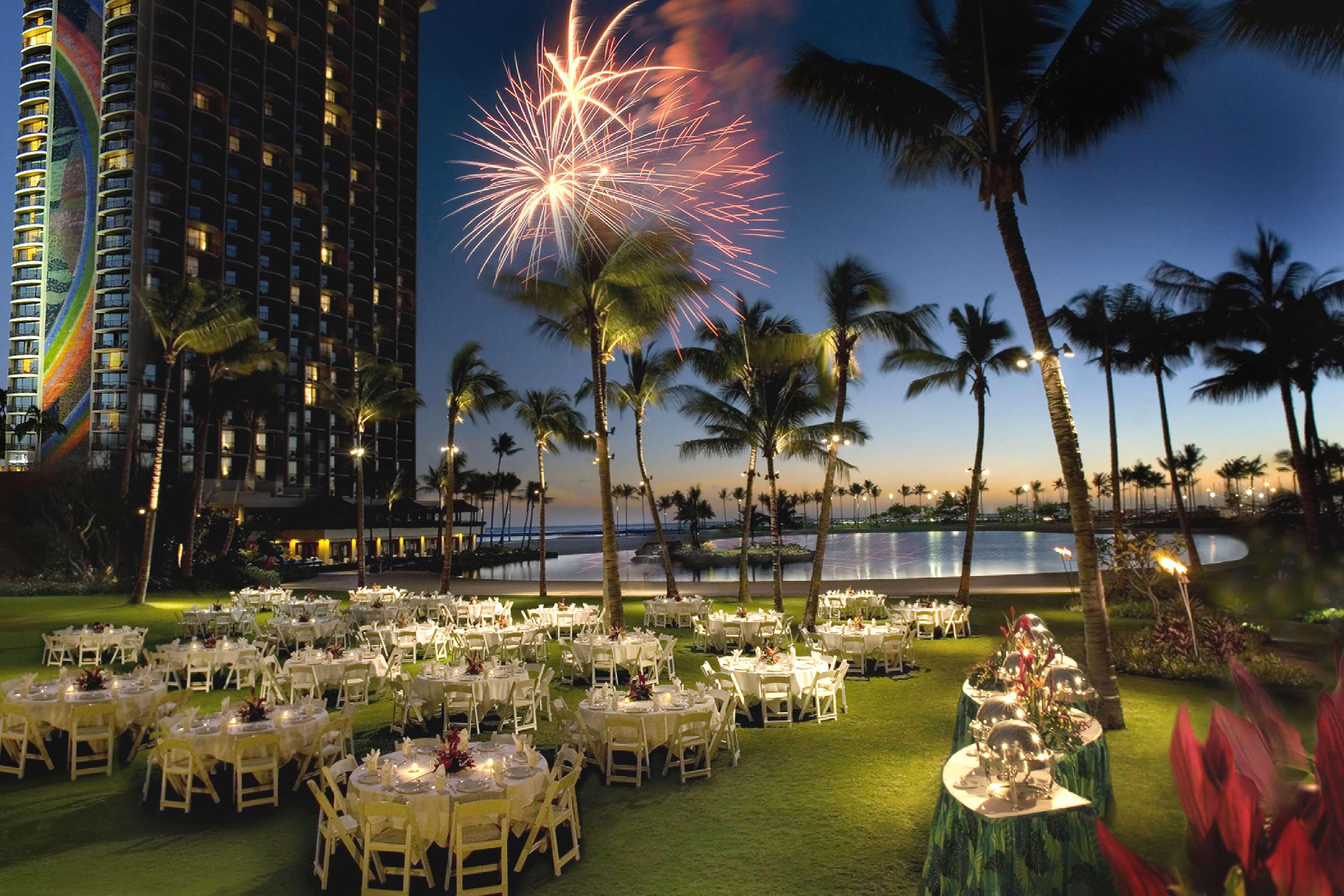 Hilton Hawaiian Village Waikiki Beach Resort Honolulu Restaurant photo